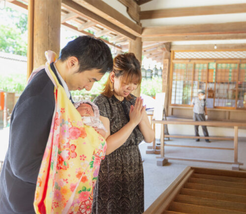 奈良市お宮参り_フォトスタジオワタナベ(渡辺写真館)_神社へのお参り